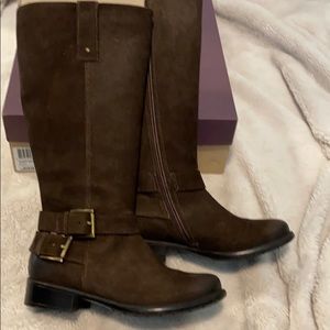 Clark plaza steer tall boots